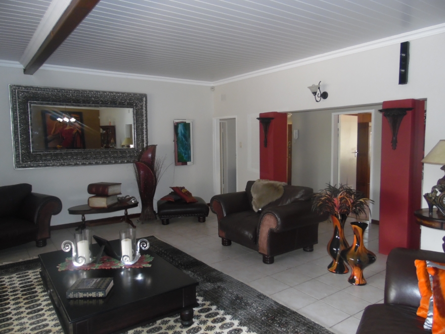 3 Bedroom Property for Sale in Jim Fouchepark Free State